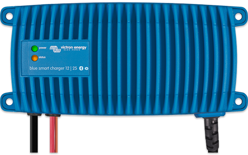 [BPC240815106] Blue Smart IP67 Charger 24/8(1) 120V NEMA 5-15